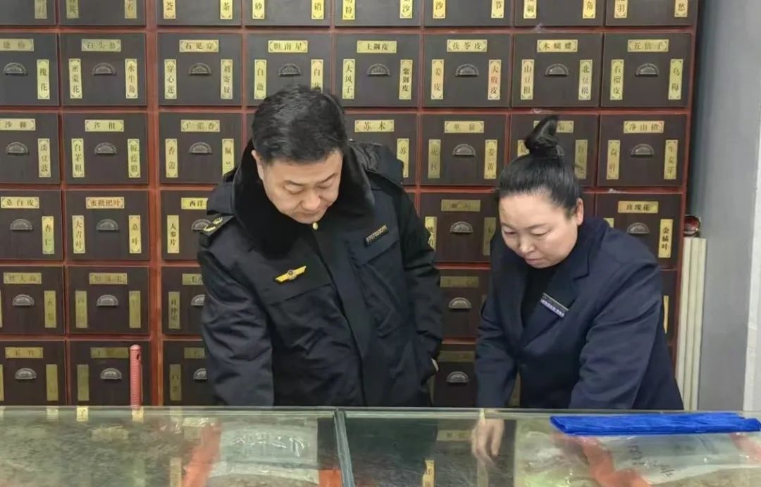 春节购物安全大揭秘！长岭县市场监督管理局如何守护你的舌尖安全？  第2张