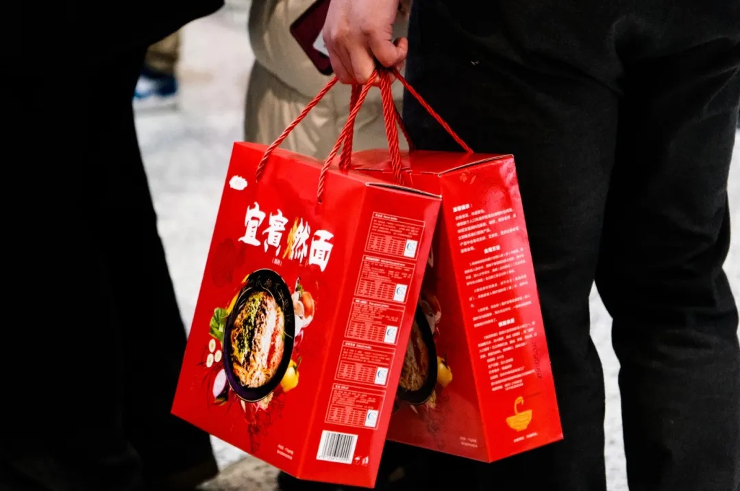 2025春运大幕拉开！宜宾西站首日发送旅客1.7万人次，你准备好回家了吗？  第10张
