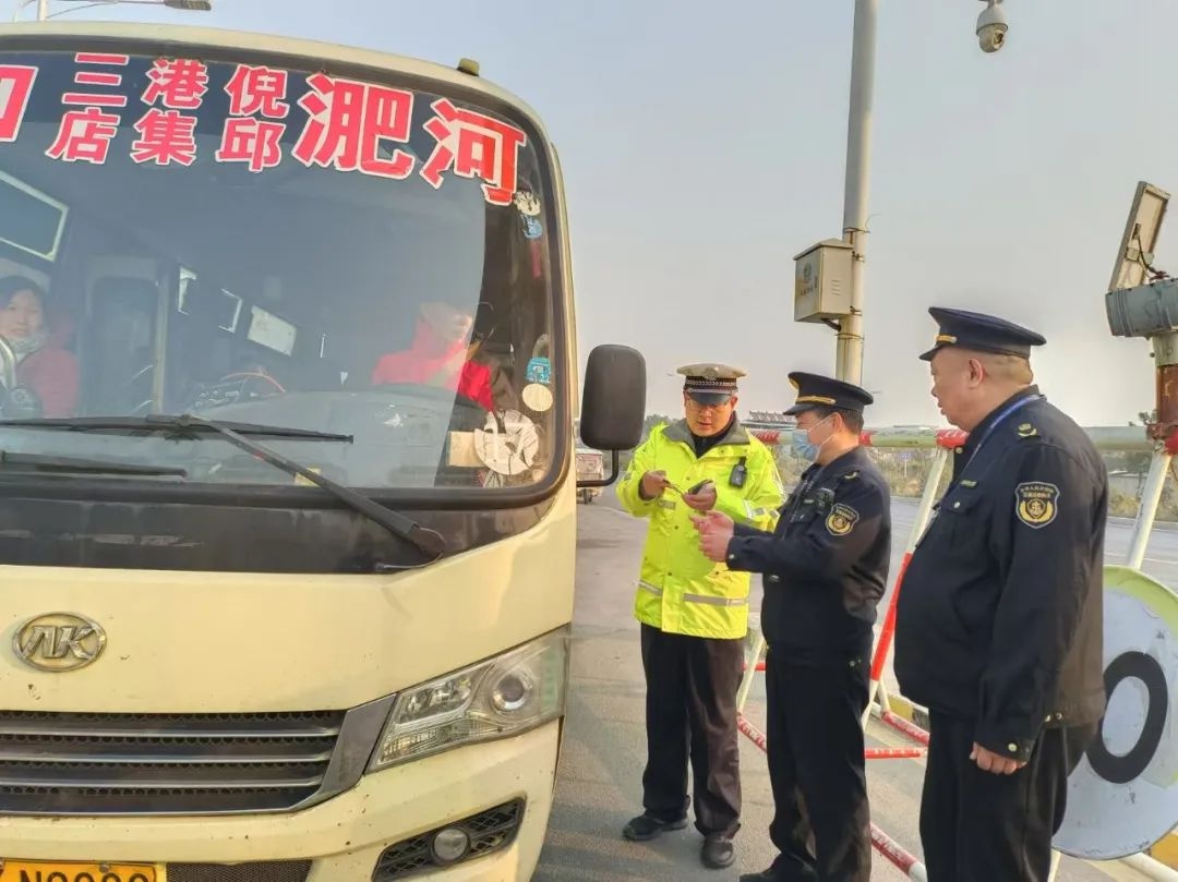 2025春运大幕开启！安徽交警如何护航你的归乡路？  第5张