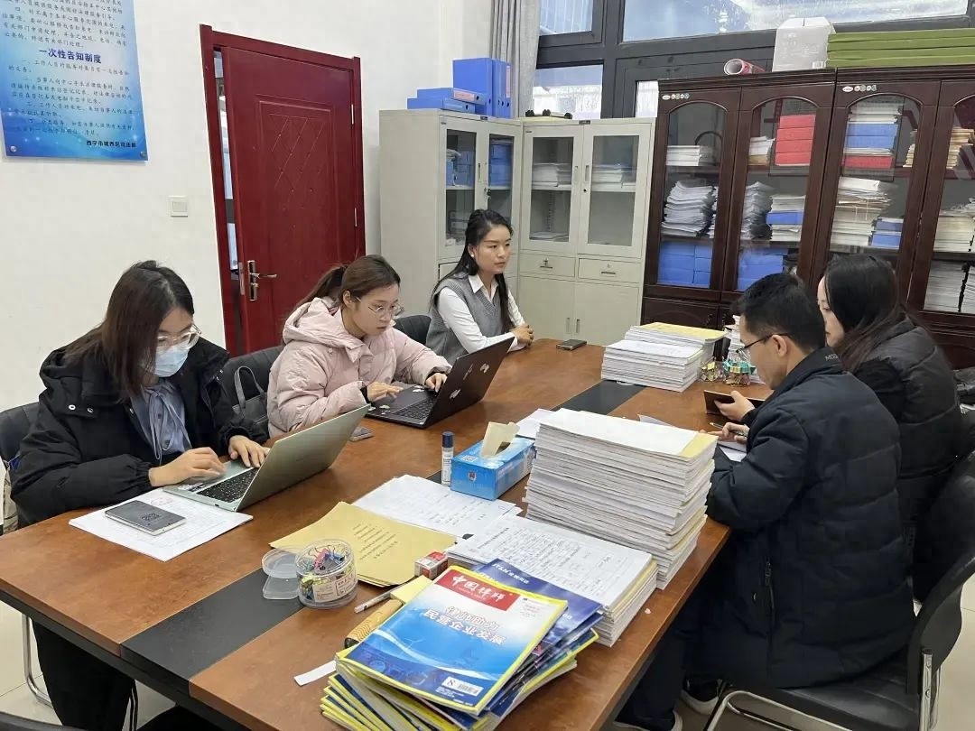 区司法局如何通过这场座谈会，全面提升行政执法规范化水平？  第1张
