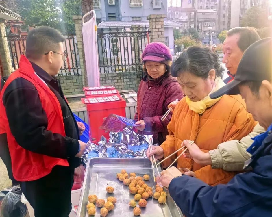 2025蛇年新春，荆州古城如何焕发新活力？探秘小人物背后的暖心故事  第4张