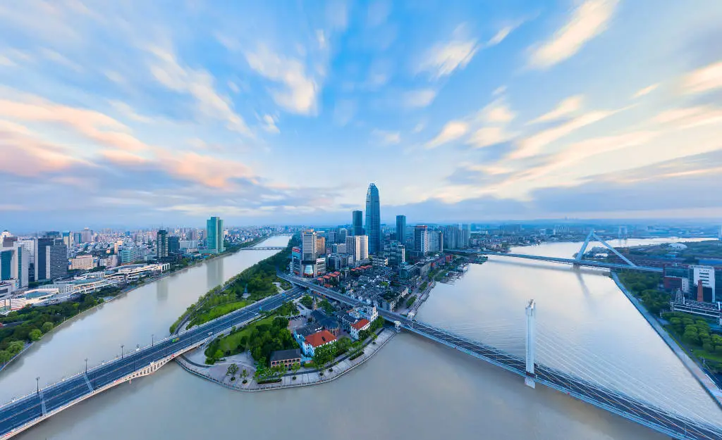 南京还能守住中国经济十强城市的最后一道防线吗？  第2张
