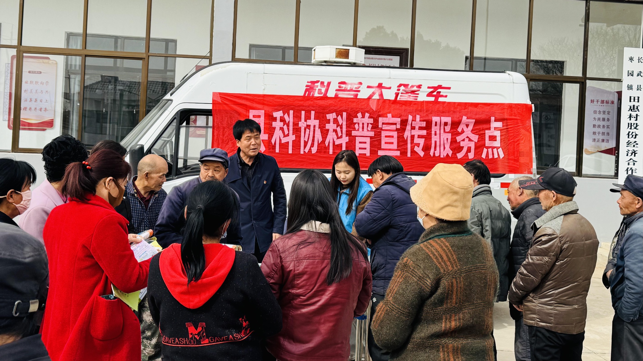 长武县果业培训会大获好评！果农们如何实现增产增收？  第2张
