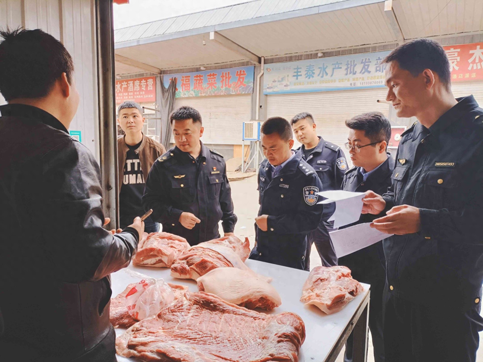 甘谷县重拳出击！假劣肉制品无处藏身，你的餐桌安全吗？