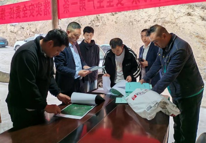 雨城区应急管理局排查新采矿权矿山隐患，精准帮扶保安全，成效几何？