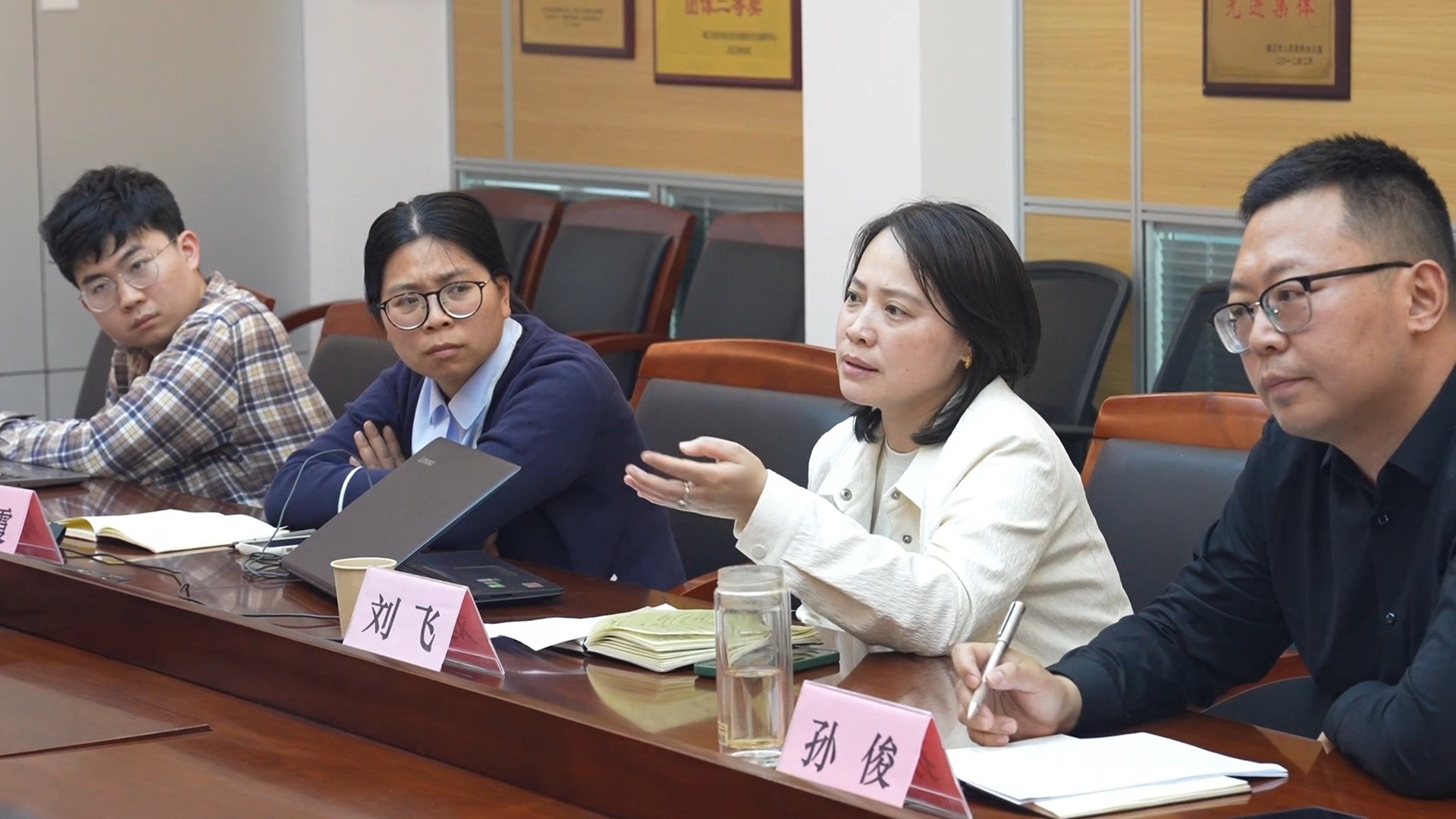 镇江市城管局赴12345热线学习，能否共谋城市长效管理服务效能提升新路径？  第2张