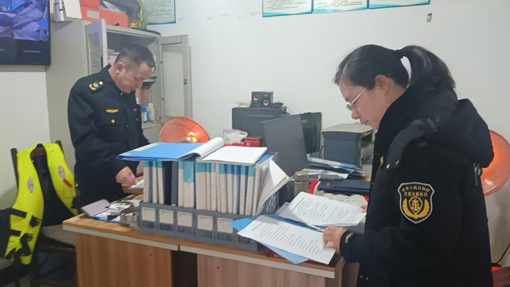 株洲水上交通执法大队如何确保春运安全？全面排查涉客船舶隐患  第2张