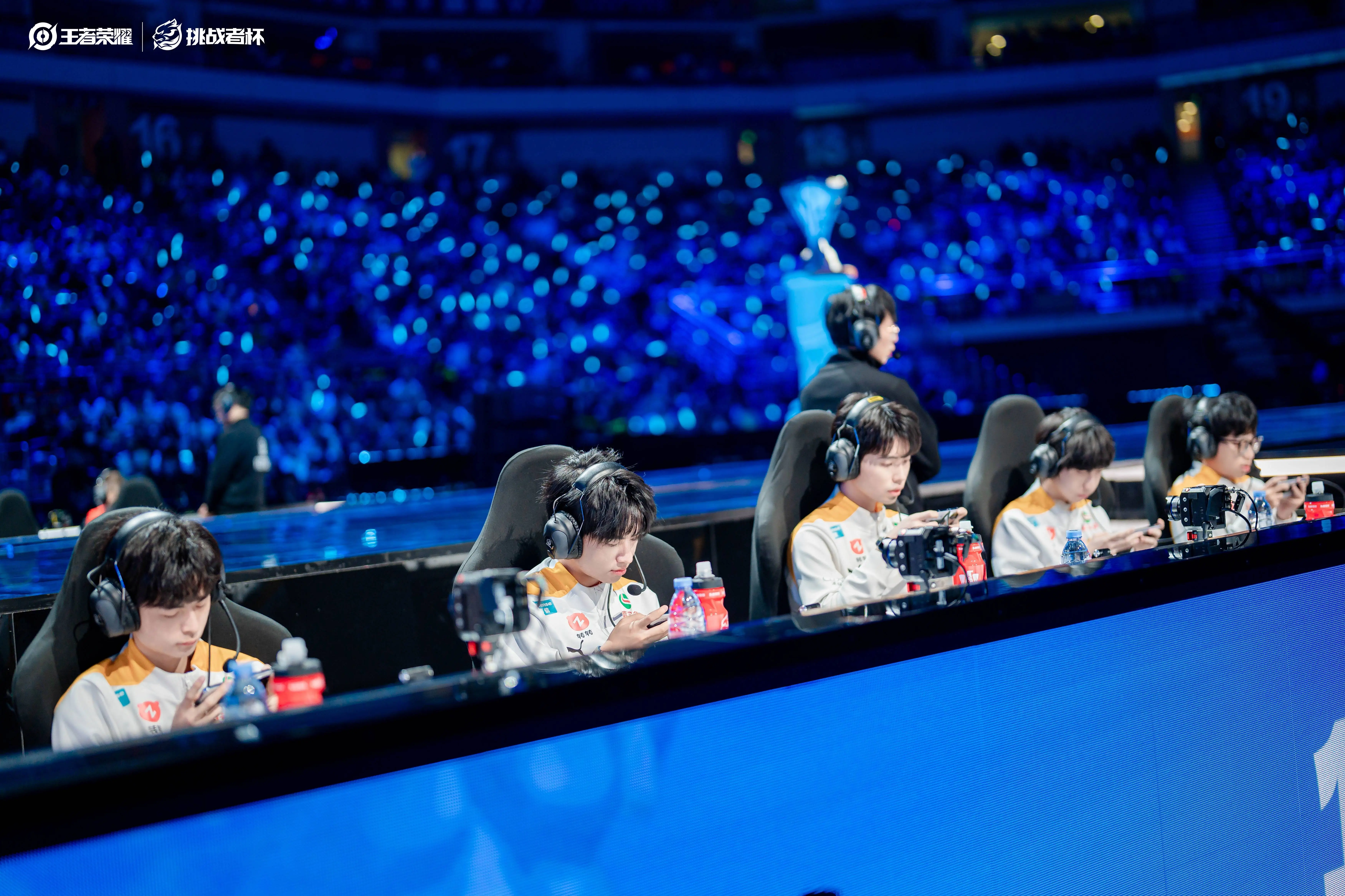 成都AG超玩会再夺冠军！他们是如何在挑战者杯中笑到最后的？  第3张