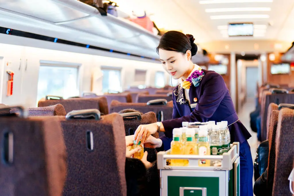 长三角铁路春运客流激增！单日发送旅客250万人次，你准备好回家了吗？