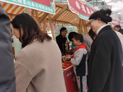 新春送福到万家，上海南站为何成为最热闹的春节打卡地？  第11张