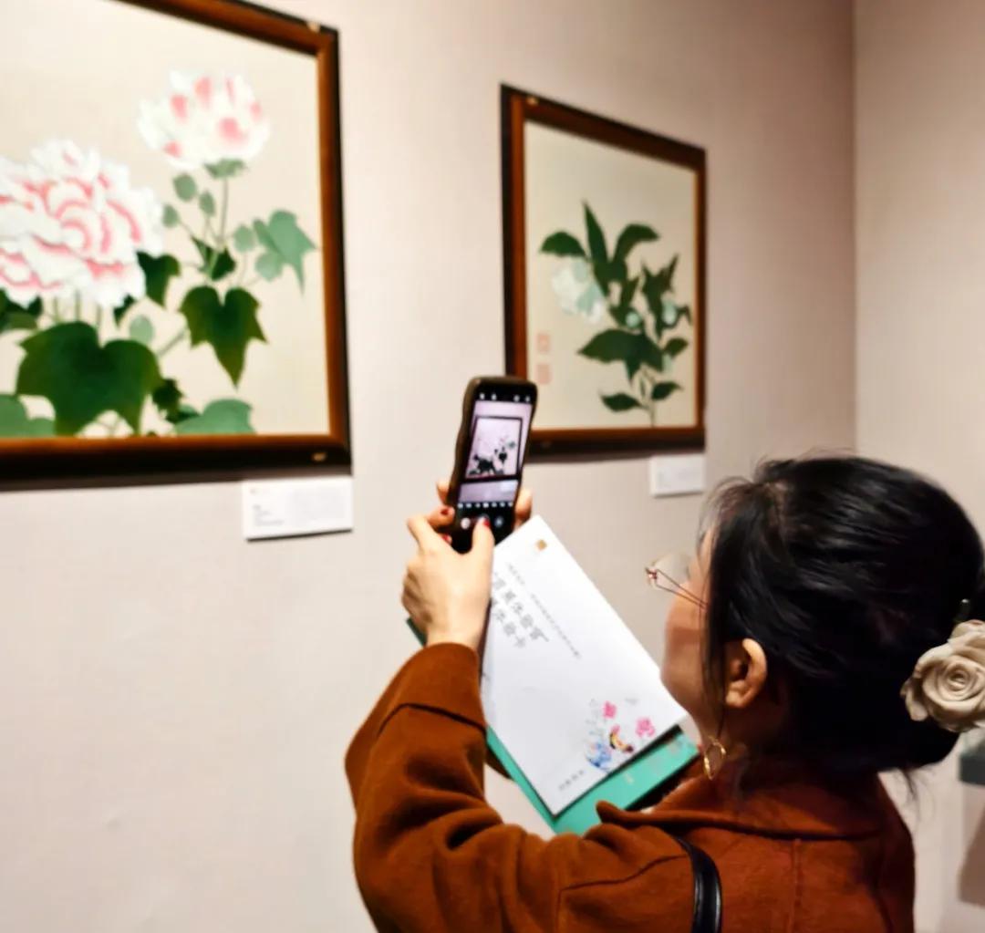明清外销瓷花卉纹饰艺术展首次亮相东莞，130余件珍品等你来探索  第4张
