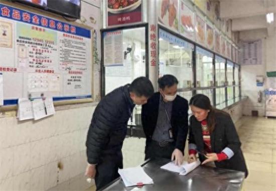 校园食堂食品安全大检查！你的孩子吃得安全吗？