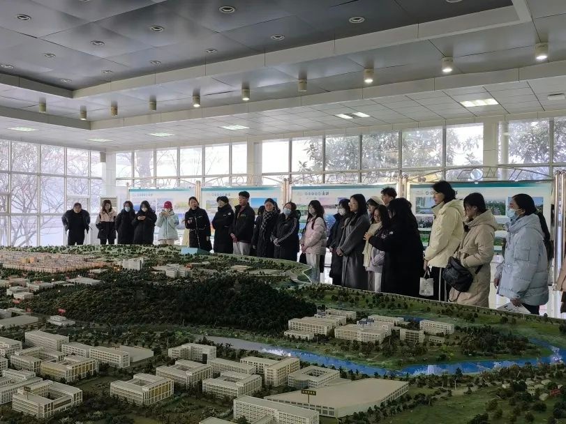 200名沂蒙学子齐聚家乡，他们发现了什么令人惊叹的变化？  第2张