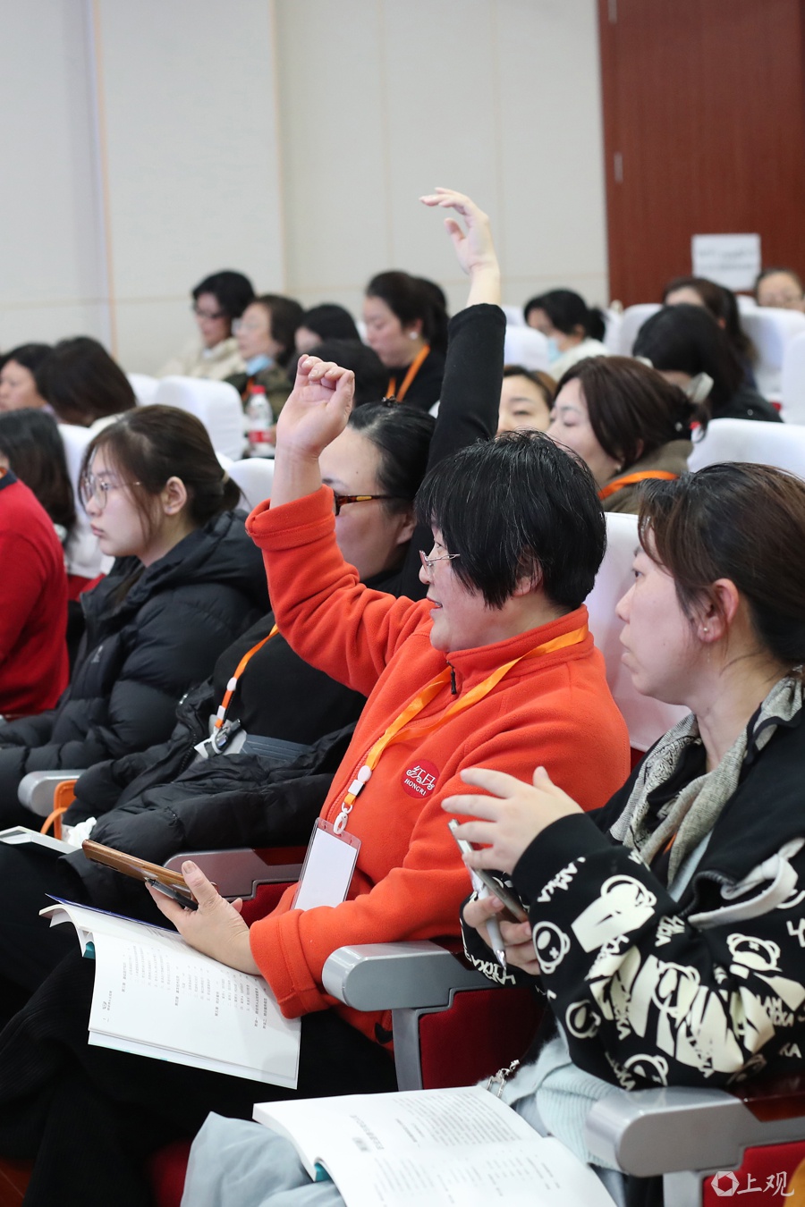 杨浦陪诊师培训开班，170名护理员如何应对养老陪诊新挑战？  第2张