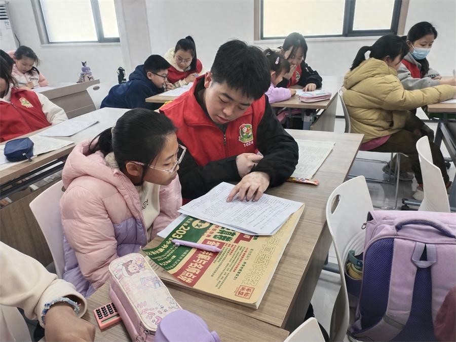 你家孩子还在为作业发愁？周日公益自习室让孩子快乐学习  第1张