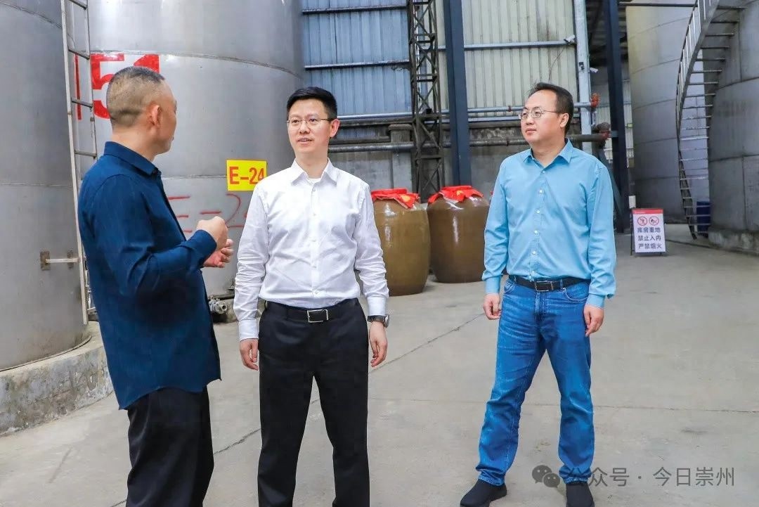 市委书记亲临陆圣酒业！这家企业如何打造崇州诗酒文化IP？  第1张