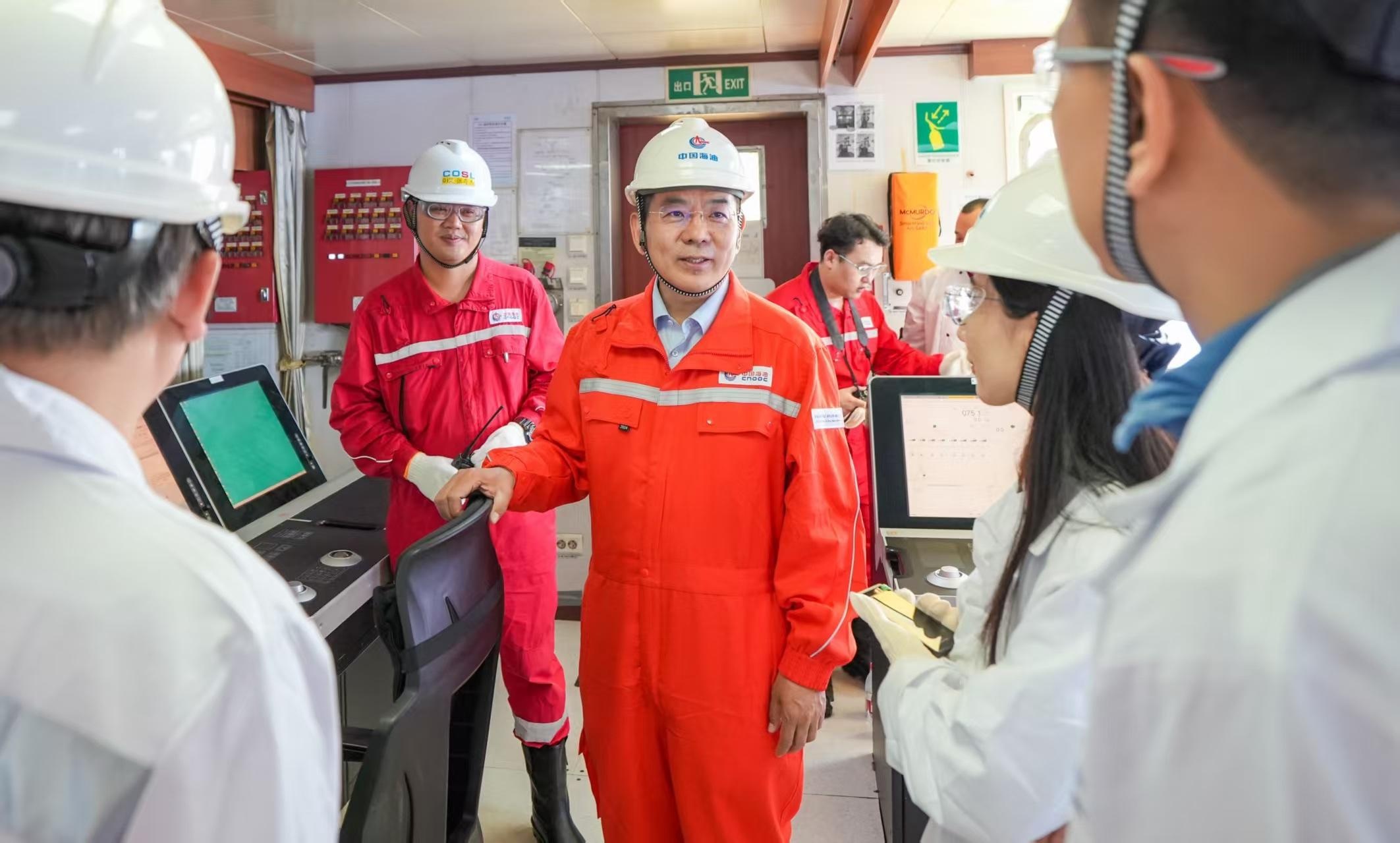 中国海油11.5天创纪录！超深水钻井技术为何能领先世界？  第2张