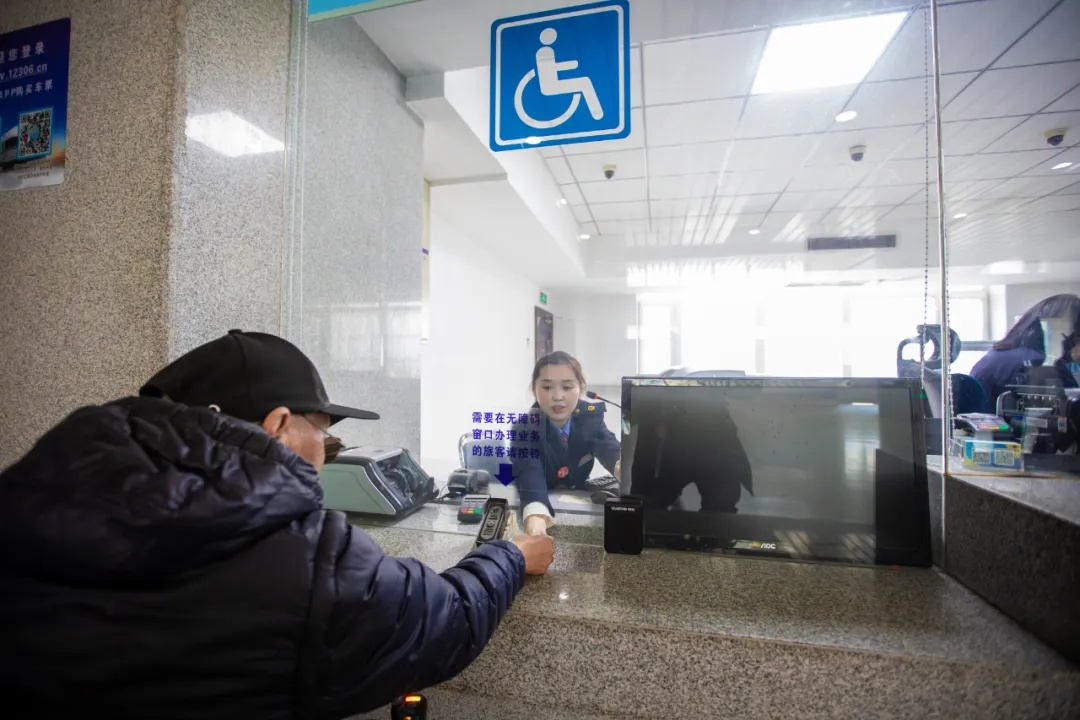 4月21日起！国铁沈阳局120余车次高铁动车票价大打折，你能省多少钱？  第2张