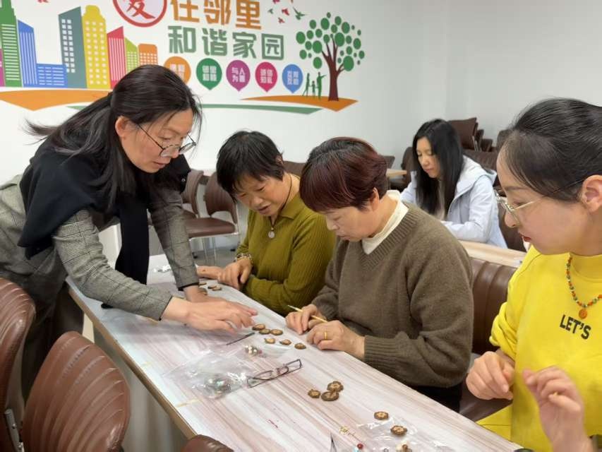 曾以为自己动手难如登天，如今在课上轻松搞定精美手工，还不快来参加？  第2张