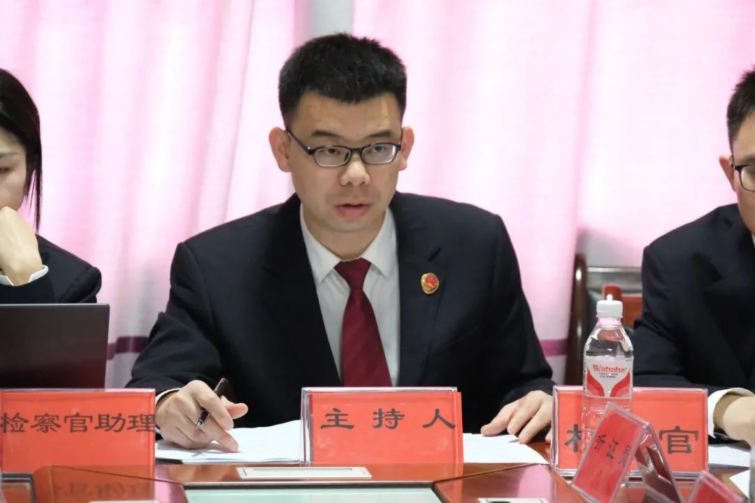 15公顷山林被毁！这场‘搬’到村里的听证会为何让村民拍手叫好？  第3张