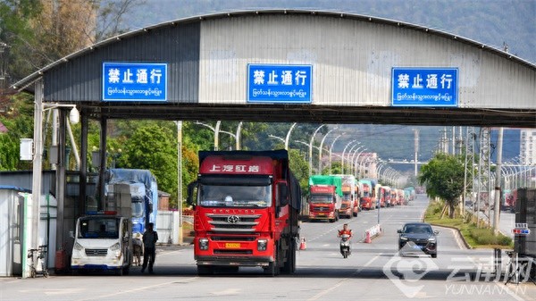 15万吨甘蔗入境！中缅边境这个口岸为何如此繁忙？  第1张