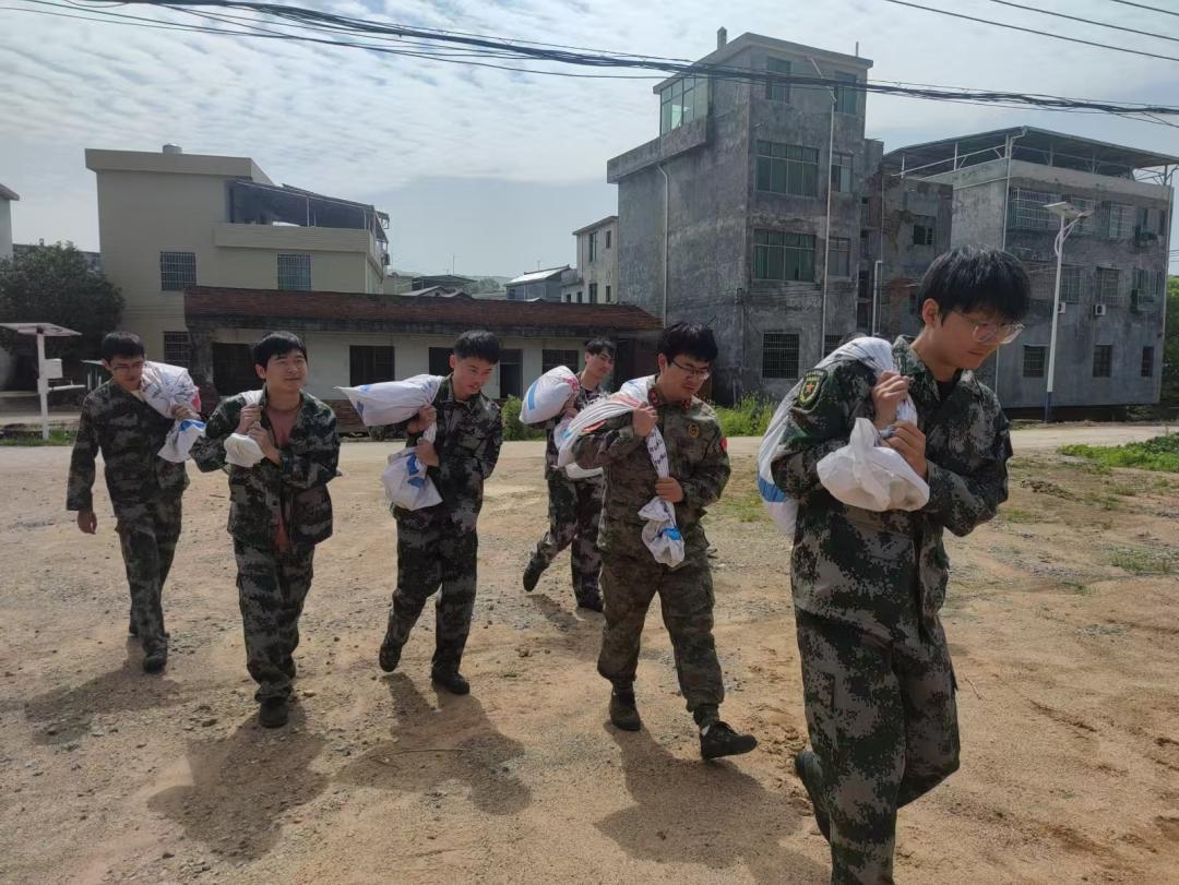主汛期将至！岭北镇防汛应急模拟实战演练，能否筑牢群众安全堤坝？  第2张