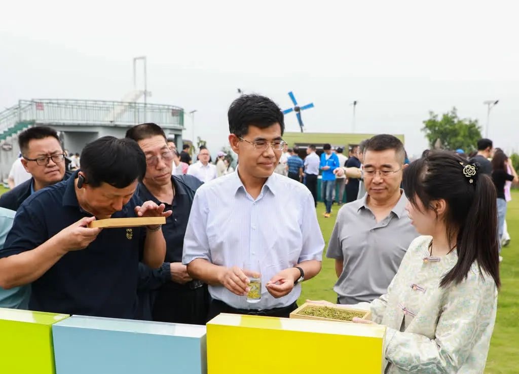 5月14日全国绿色食品原料标准化生产基地建设培训在哪举办？来了多少人？  第7张