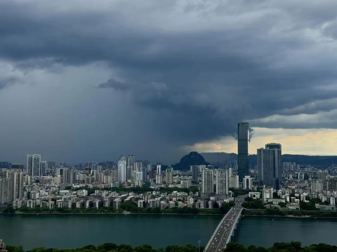 5月16日柳州强降雨！日降雨量超100毫米站点众多，你那里情况如何？  第2张