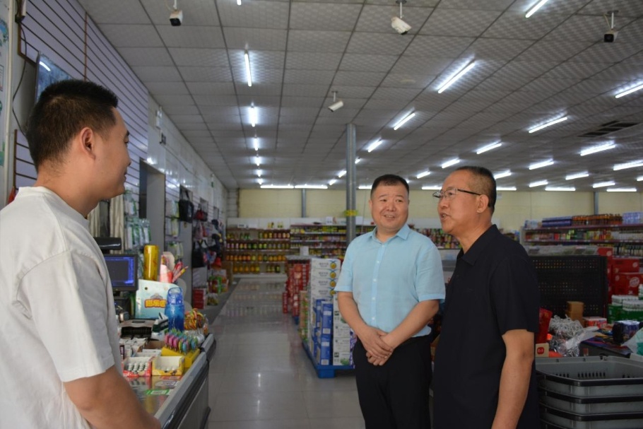 5月16日稷山县委常委督导农村食品整治，食品安全谁来守护？