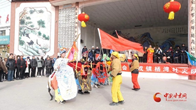 2025年新春社火大比拼！静宁县张著村的传统民俗如何惊艳全场？