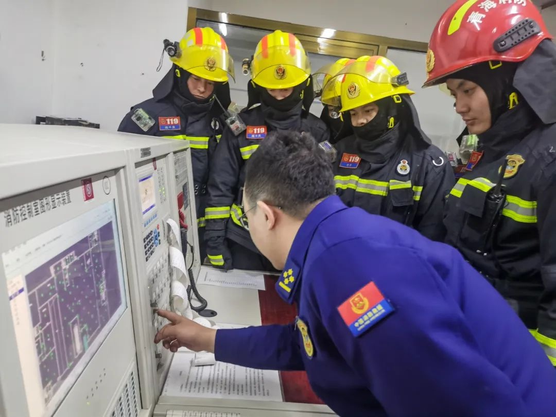 海北支队如何通过防消联勤筑牢全州消防安全防线？揭秘他们的全方位策略  第2张