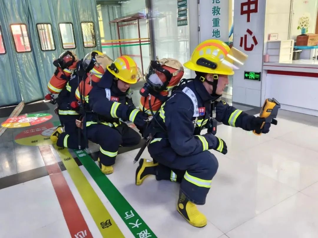 海北支队如何通过防消联勤筑牢全州消防安全防线？揭秘他们的全方位策略  第5张