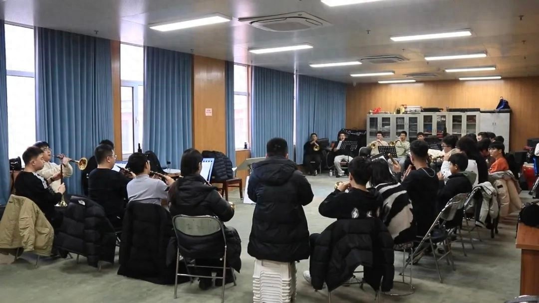 榆阳区春节秧歌队排练现场曝光！首次亮相的榆阳对鼓能否惊艳全场？  第1张