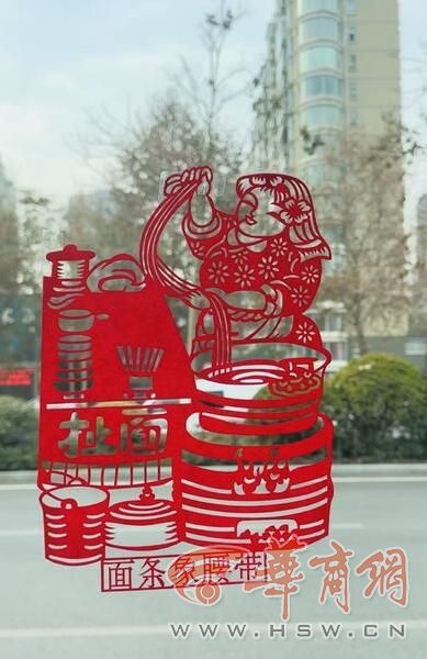 西安5路公交车变身春节文化大巴！你见过关中八大怪的剪纸吗？  第4张