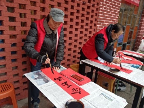 2025年新春文化活动震撼来袭！书法家现场挥毫，你准备好迎接这场文化盛宴了吗？  第1张