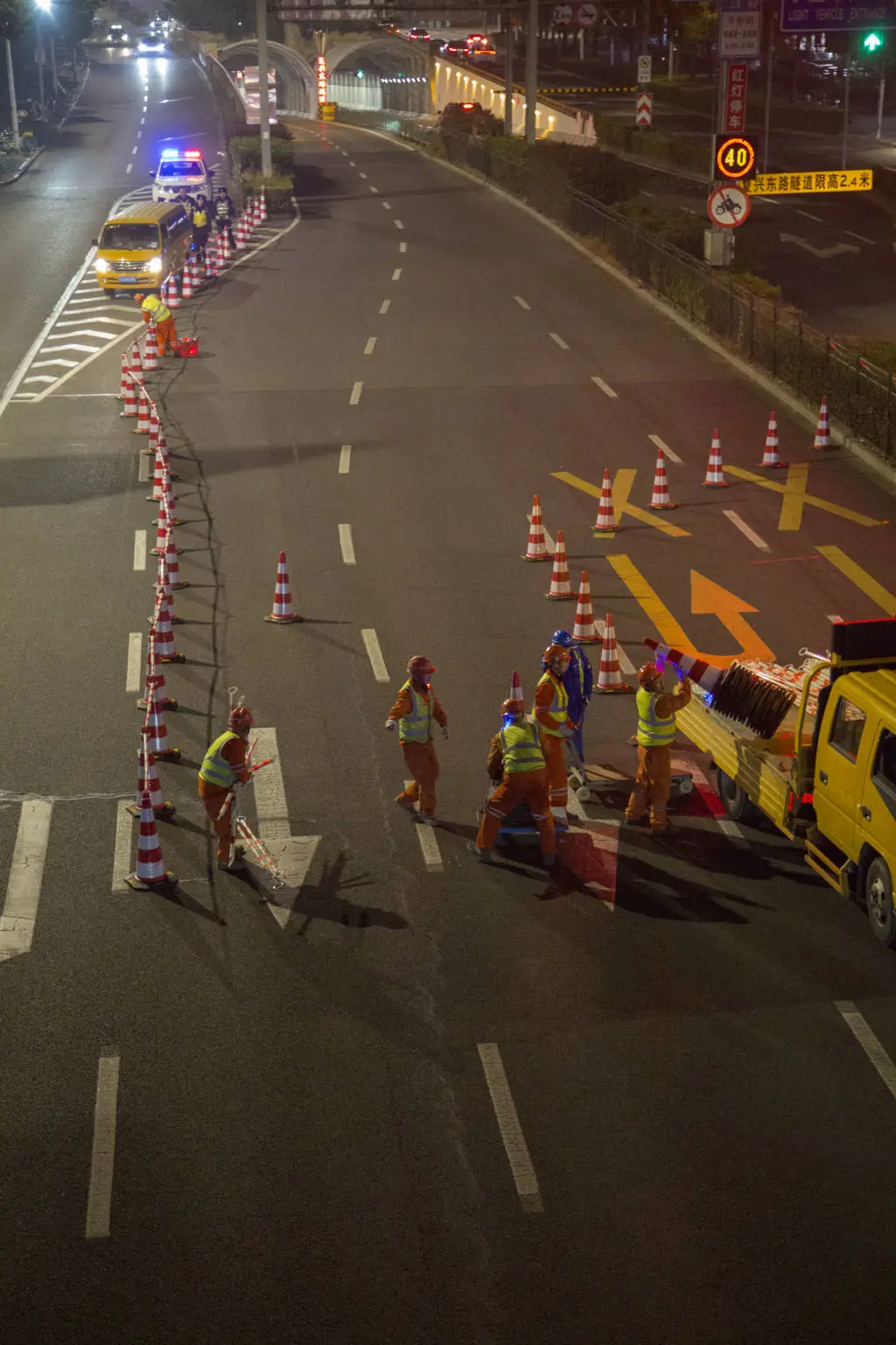 上海夜行者福音！复兴东路隧道首次夜间开放，电动自行车畅行无阻  第4张