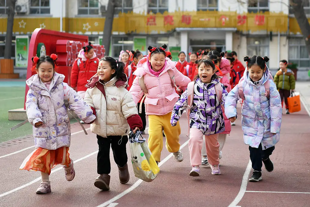 石家庄小学开学季惊现哪吒潮！孩子们为何纷纷化身小哪吒？