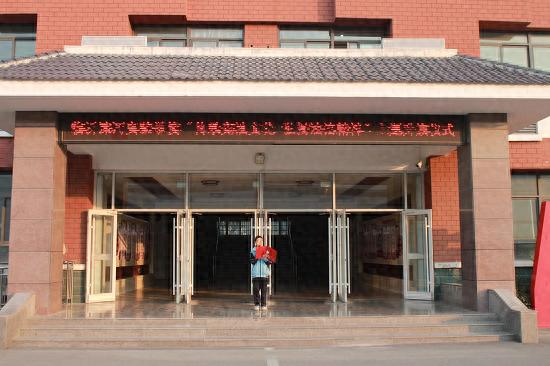 新时代初中生如何传承宪法文化，弘扬法治精神？临沂涑河实验学校告诉你