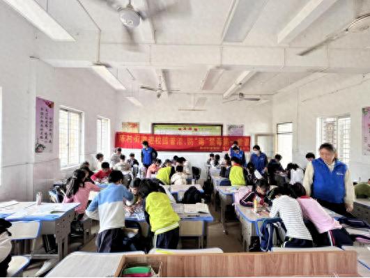 2025校园禁毒新举措：拒绝上头电子烟，你准备好了吗？  第1张