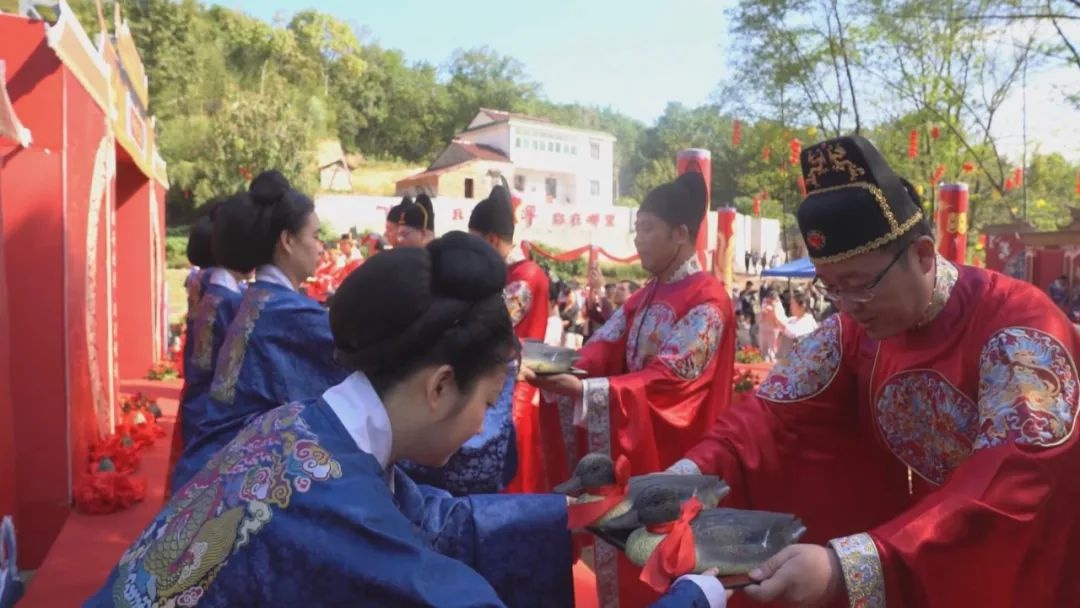 零彩礼婚礼也能如此温情！安徽霍山县的婚嫁新风，你准备好了吗？  第6张