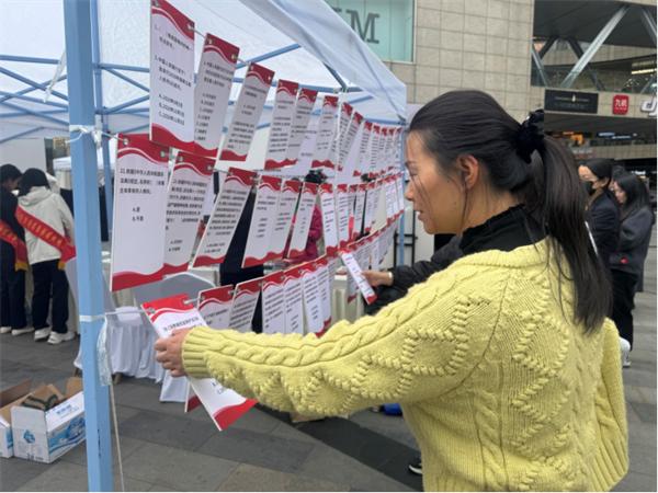 3·15金融反诈大揭秘：如何在这场知识雨中找到你的法治保护伞？  第2张