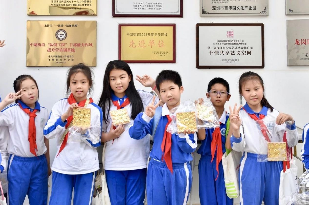深圳这所学校竟带学生玩转非遗文化！每周半天计划让孩子收获了什么？  第4张