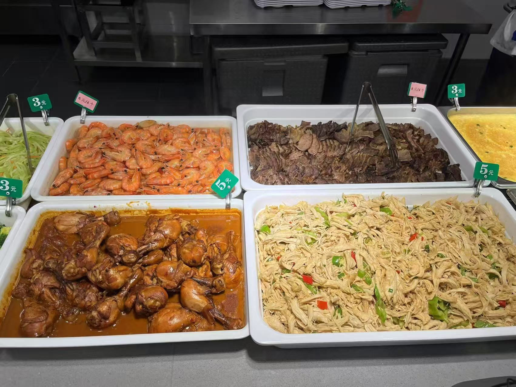 安徽高校食堂惊现减脂餐窗口！15元就能吃出好身材，你还在等什么？  第2张