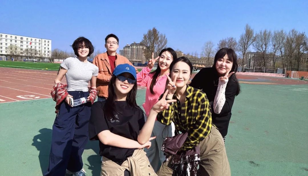 青春与激情碰撞！交通之声主持人为何集体跳健美操？  第2张