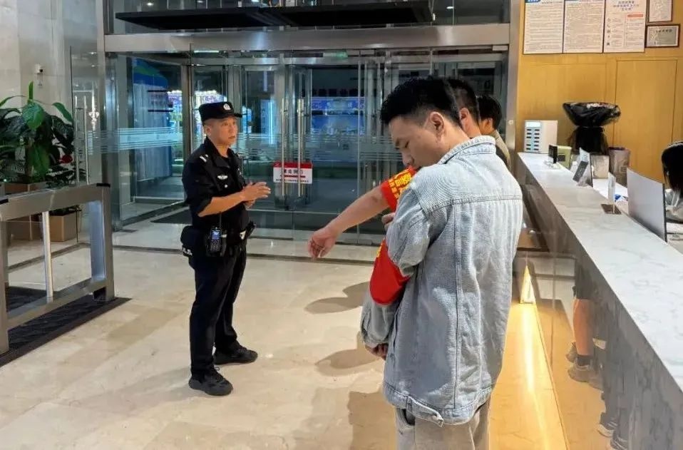 哇！银川民警创新管理模式，公寓管控效能大提升，这招真绝了  第2张