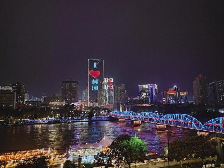 2025携程口碑榜全球年度榜单揭晓！甘肃四地凭啥脱颖而出？