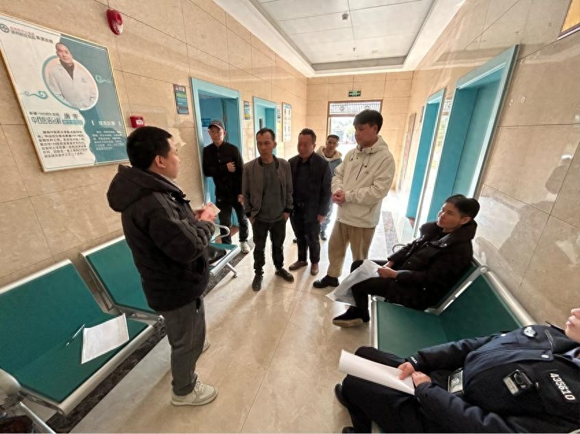 法院+社区协同办案，为何能让被执行人主动履行32721.71元赔偿？