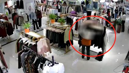 为搭配造型竟连偷两家店？女子精心打扮换来7日拘留  第2张
