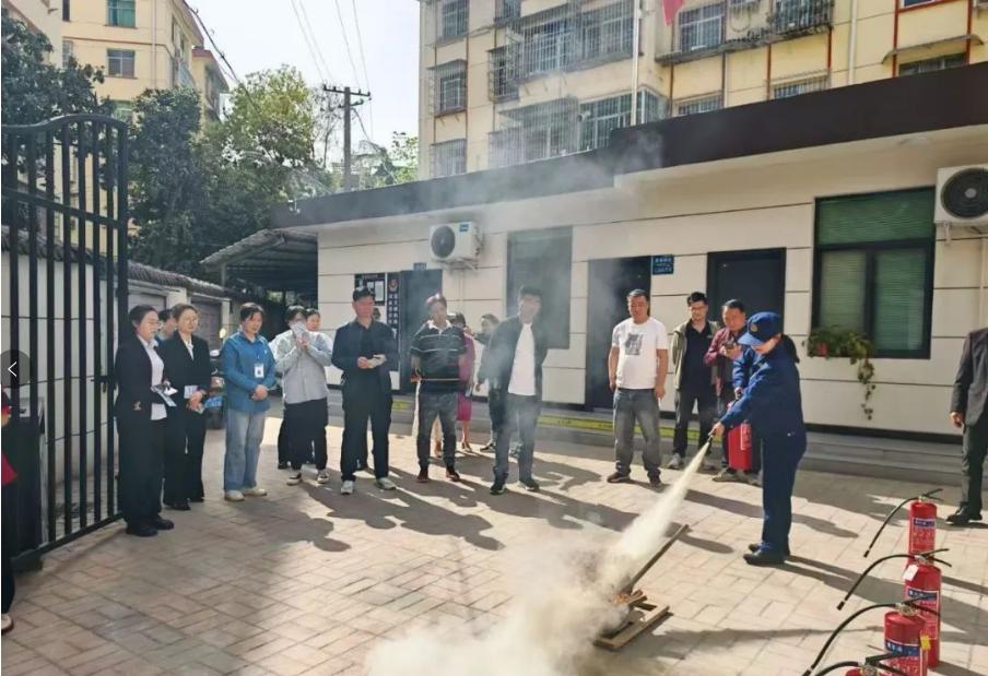 惊心动魄！你家防火措施真的到位了吗？这场演练让50人瞬间清醒  第2张