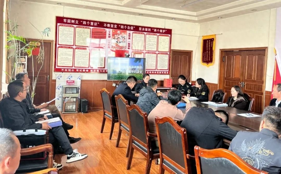 食品安全底线被突破？17家企业被约谈，你的餐桌安全谁来守护
